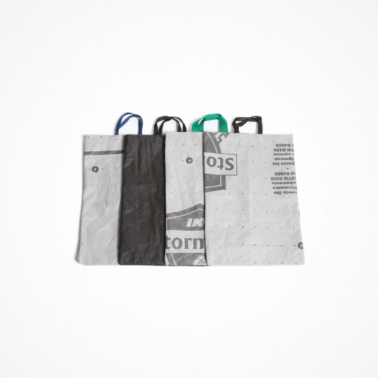 푸에브코 리사이클 타르프 토트 백 (스몰) Recycled Tarp Tote Bag (Small)