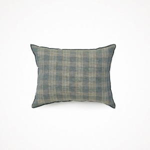 위켄드인 linen check cushion - deep turquoise outline 30 x 40