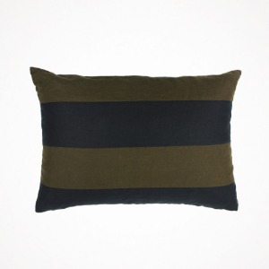 위켄드인 linen bold stripe pillow - black 70 x 50